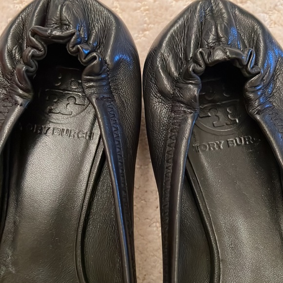 Tory Burch classic ballet flats EXCELLENT CONDITION!!! Silver  Tory accent - Picture 6 of 7